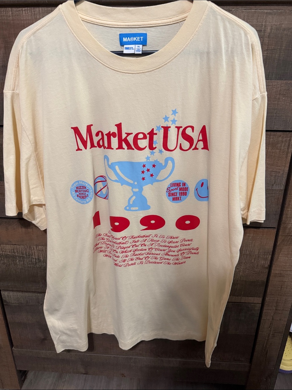 Market Studios Cream Graphic Tee - Red & Light Blue Print